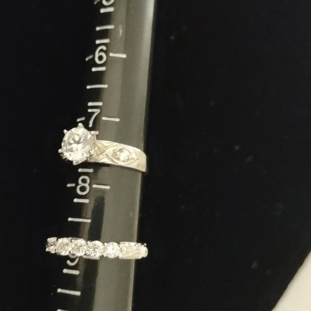 Ring - Picture 3 of 3